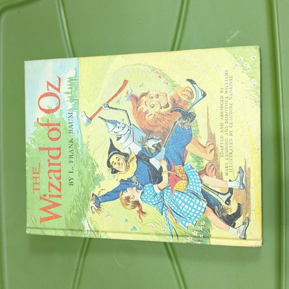 Vintage Wizard of Oz Book